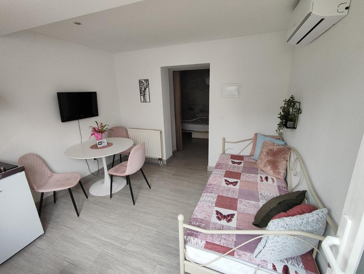 Apartment Zoric & 2