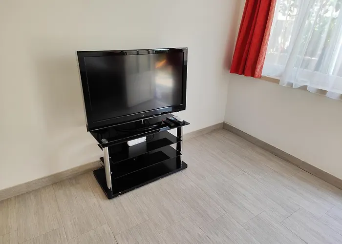 Zoric Apartments & Rooms 2